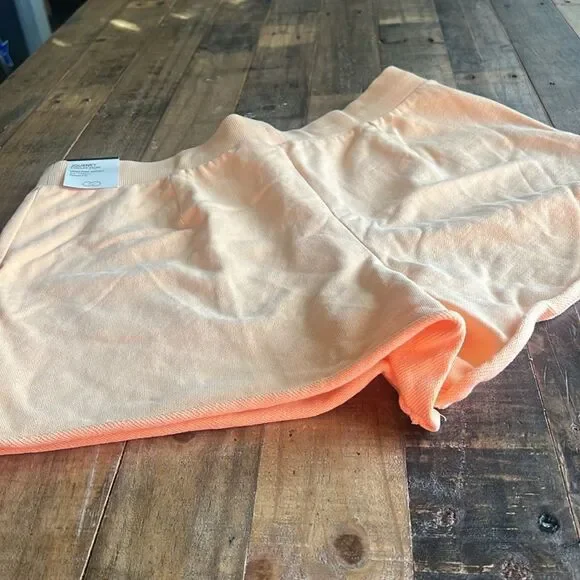 Calia Journey Collection High-rise Shorts for women in color orange/peach - Picture 4 of 5